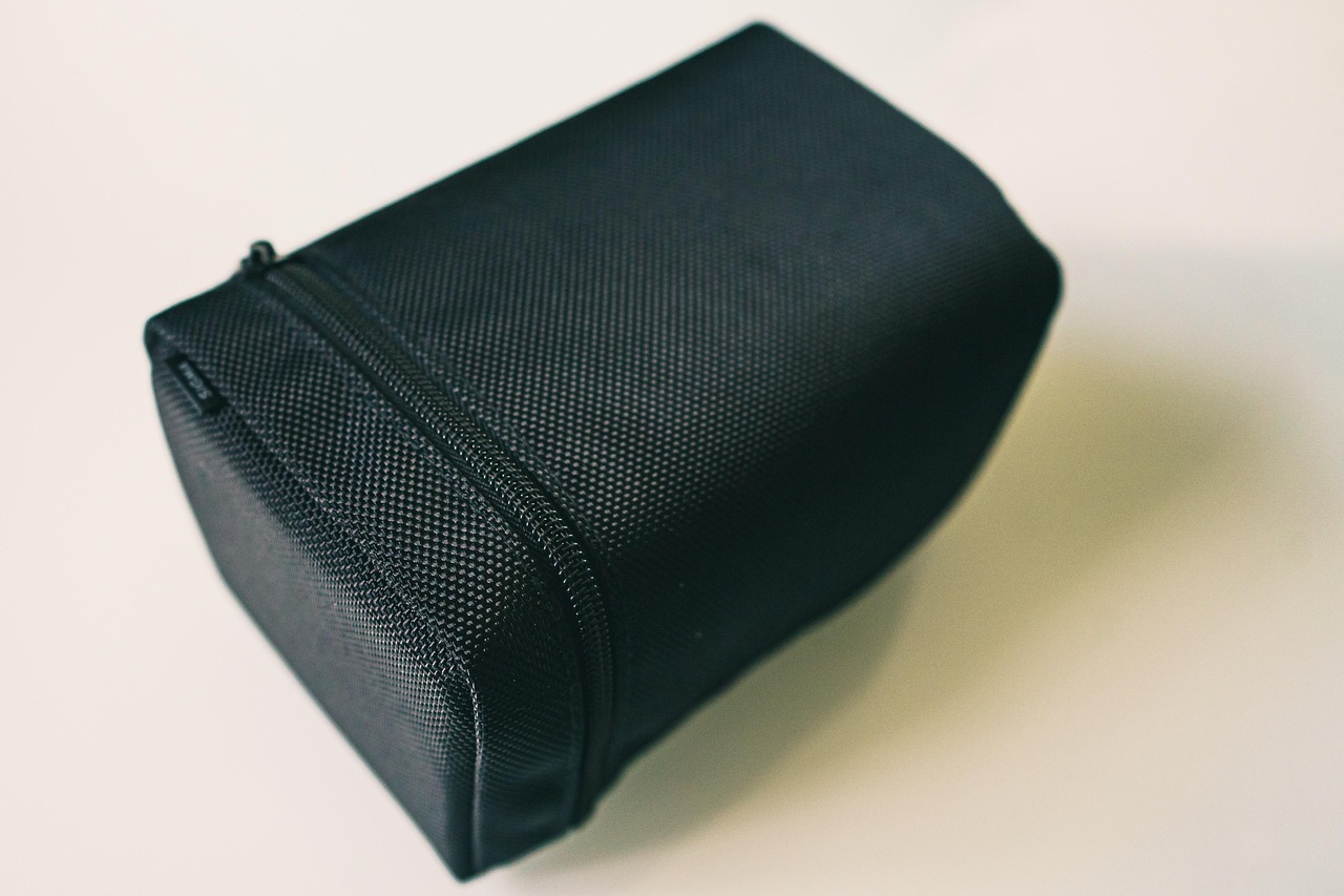 Master cartons of disposable vapes palletized for wholesale freight